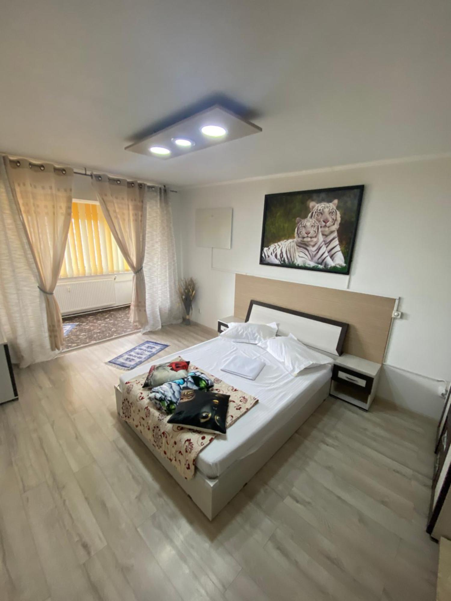 Apartment Darvys Galaţi Eksteriør billede
