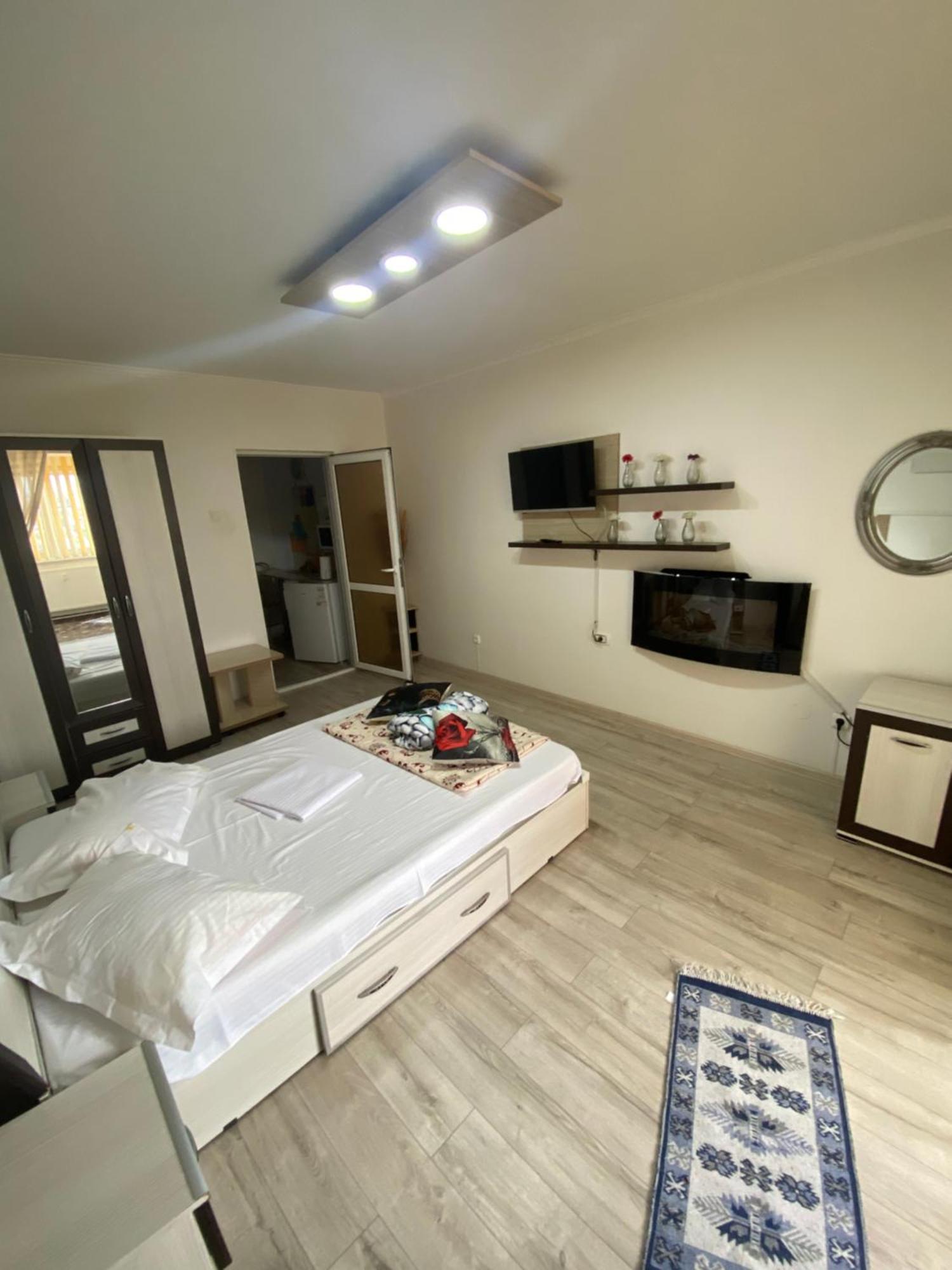 Apartment Darvys Galaţi Eksteriør billede